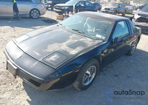 1987 Pontiac Fiero z USA, uszkodzony, nr VIN 1G2PE11R0HP229286